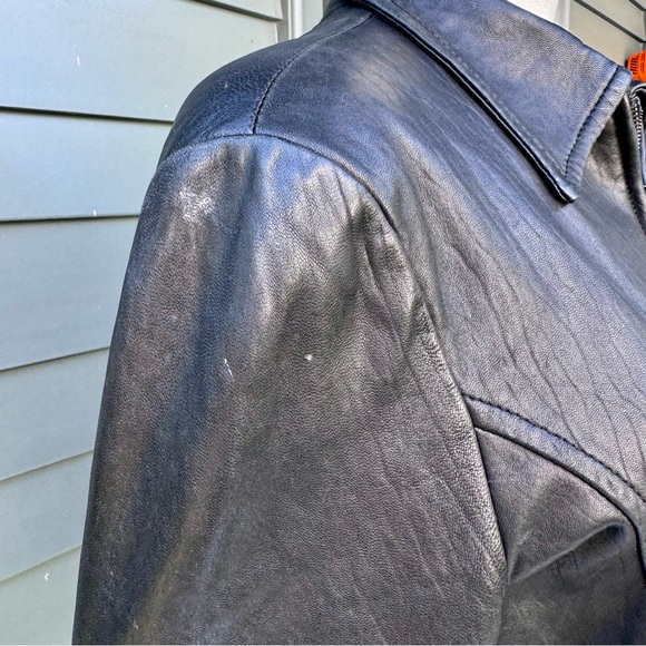 Vintage New York CLASSICS black leather jacket
size: Small - Picture 15 of 16